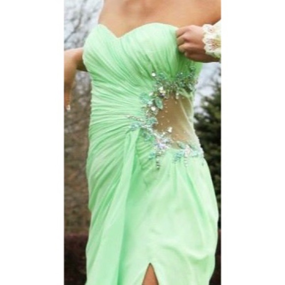 Size 2 prom dress